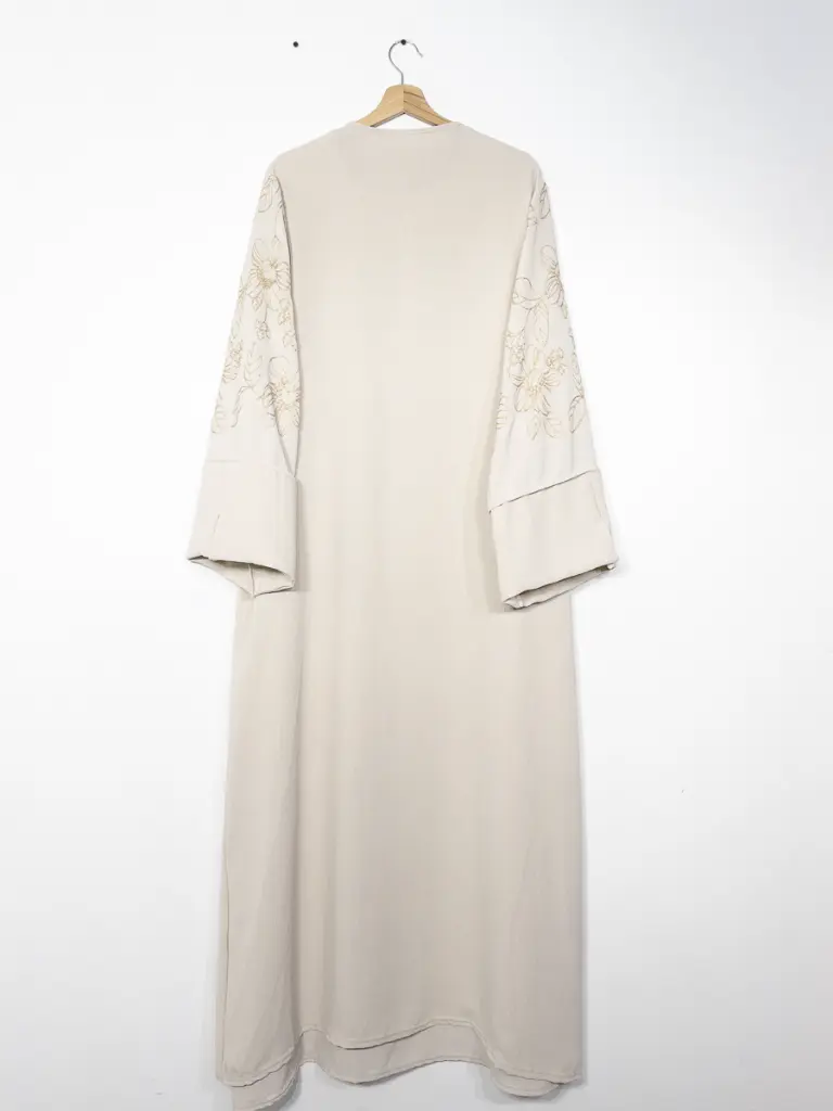 beige b3.webp