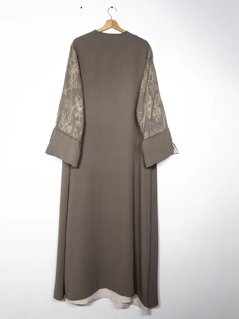taupe a3.webp