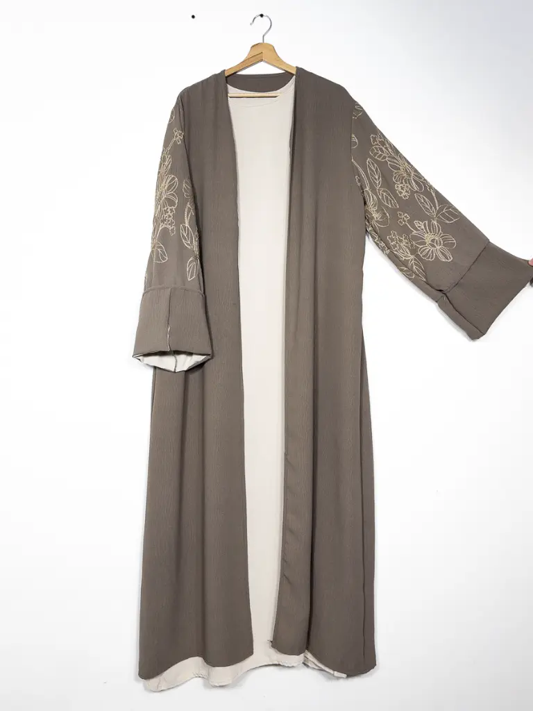 taupe b 2.webp