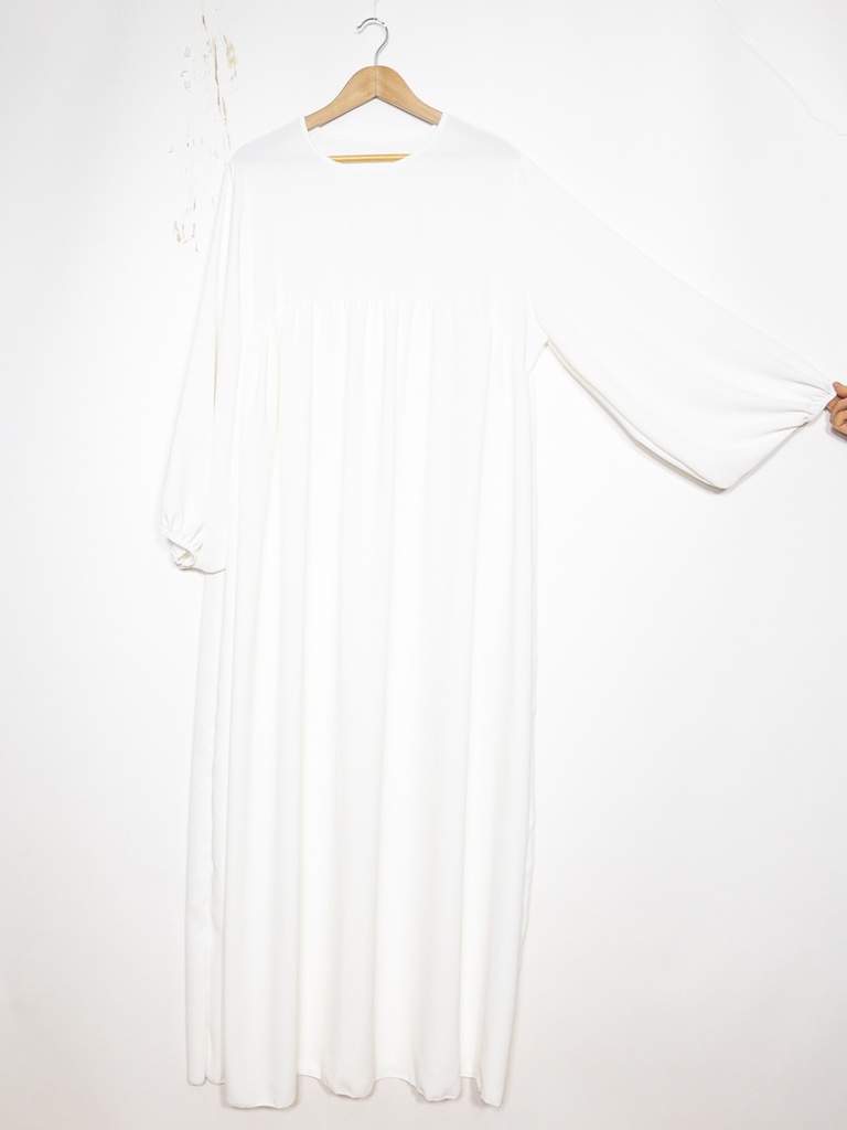 Abaya longue en soie de Médine ref: 2379pk