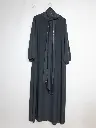 Abaya en soie de Médine pour femme ref:Ro2338pkdr