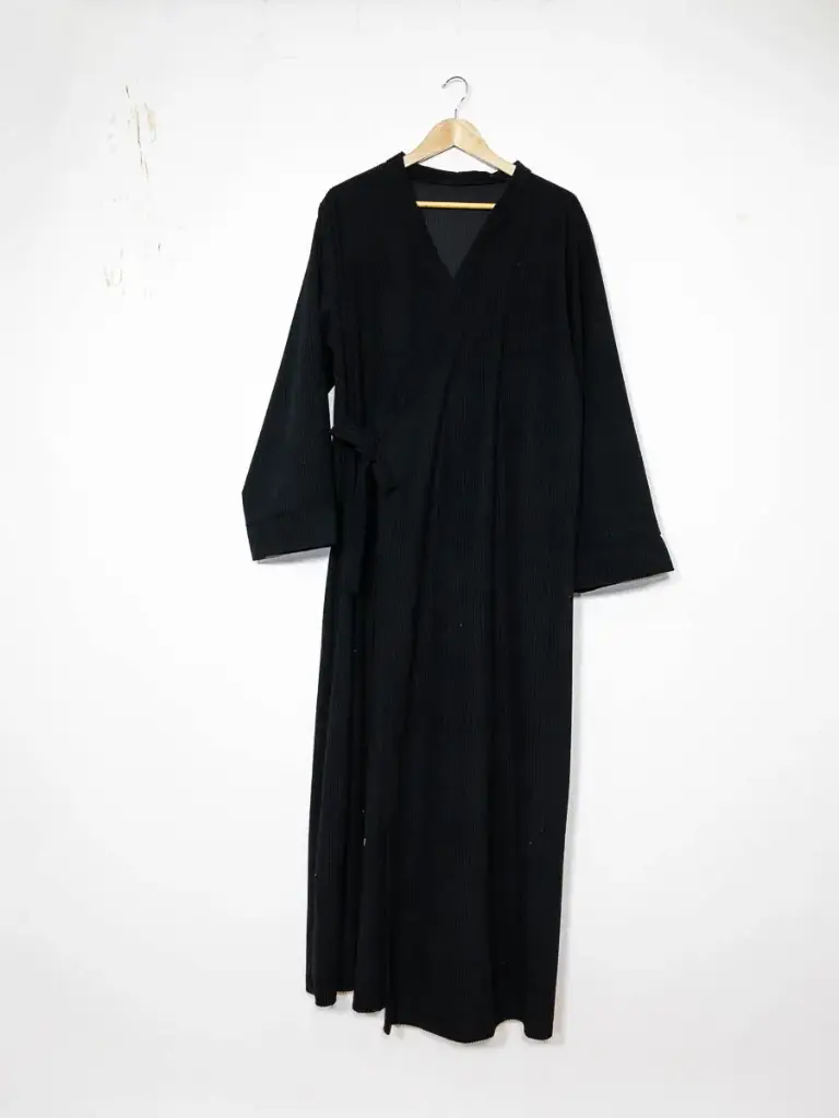 Robe abaya ref:Ro2500velcot velours côtèle (Noir)