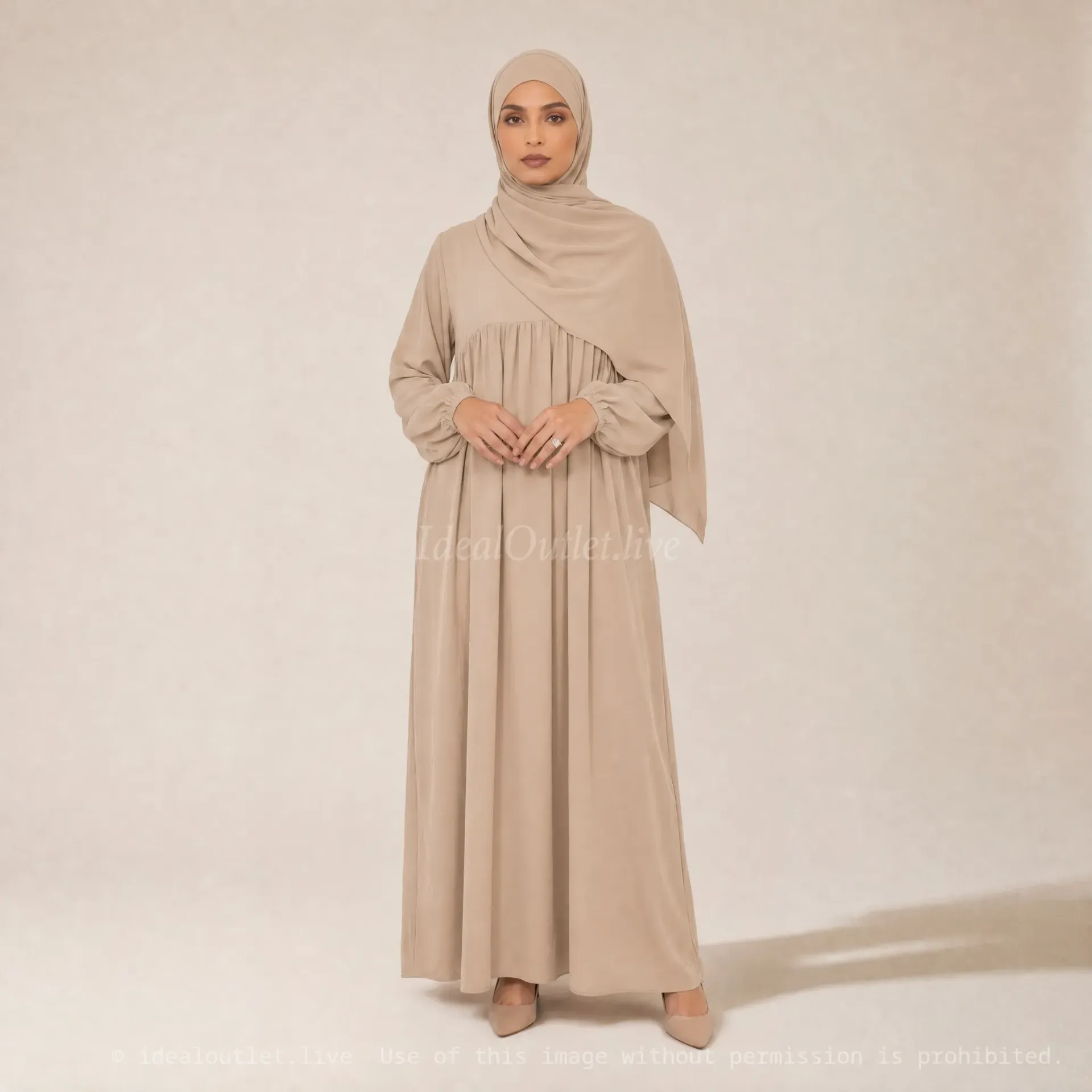 Abaya longue en soie de Médine REF: RO2326PK