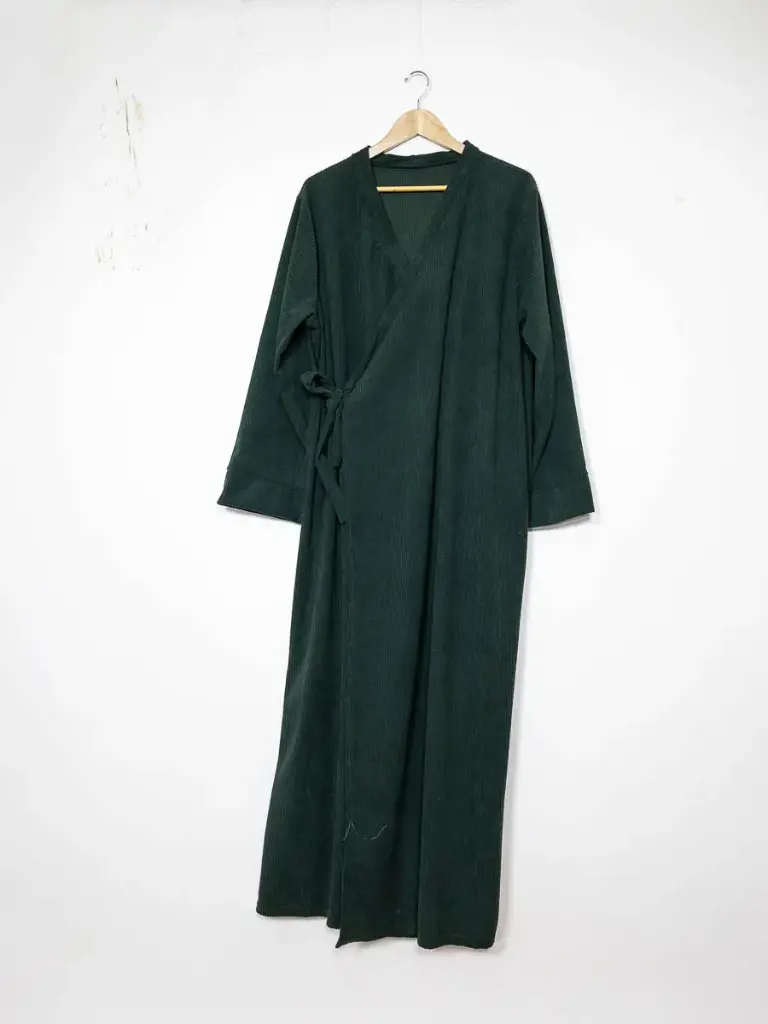 Robe abaya ref:Ro2500velcot velours côtèle