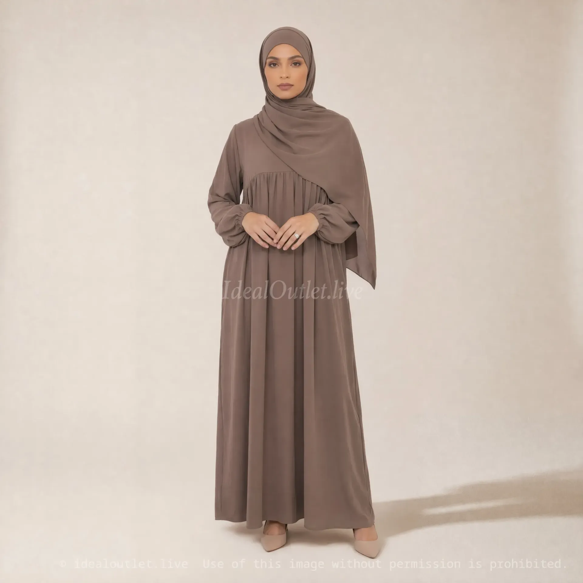 Abaya longue en soie de Médine REF: RO2326PK