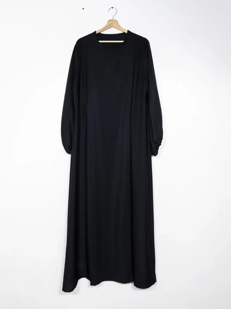 Abaya d'allaitement en soie de médine ouvertures zip REF:RO2508PK (Noir)