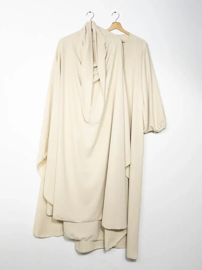 Ensemble 2 pièces en soie de Médine REF: EN2503PK (Beige)