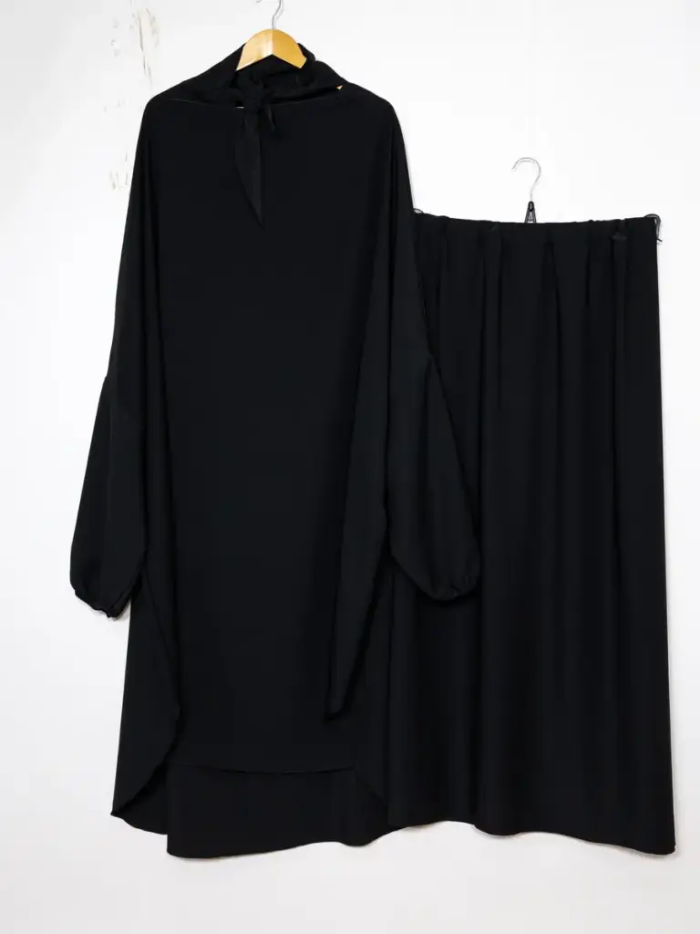 Jilbeb ensemble deux pièces en soie de Médine REF: En2310pk (Noir)