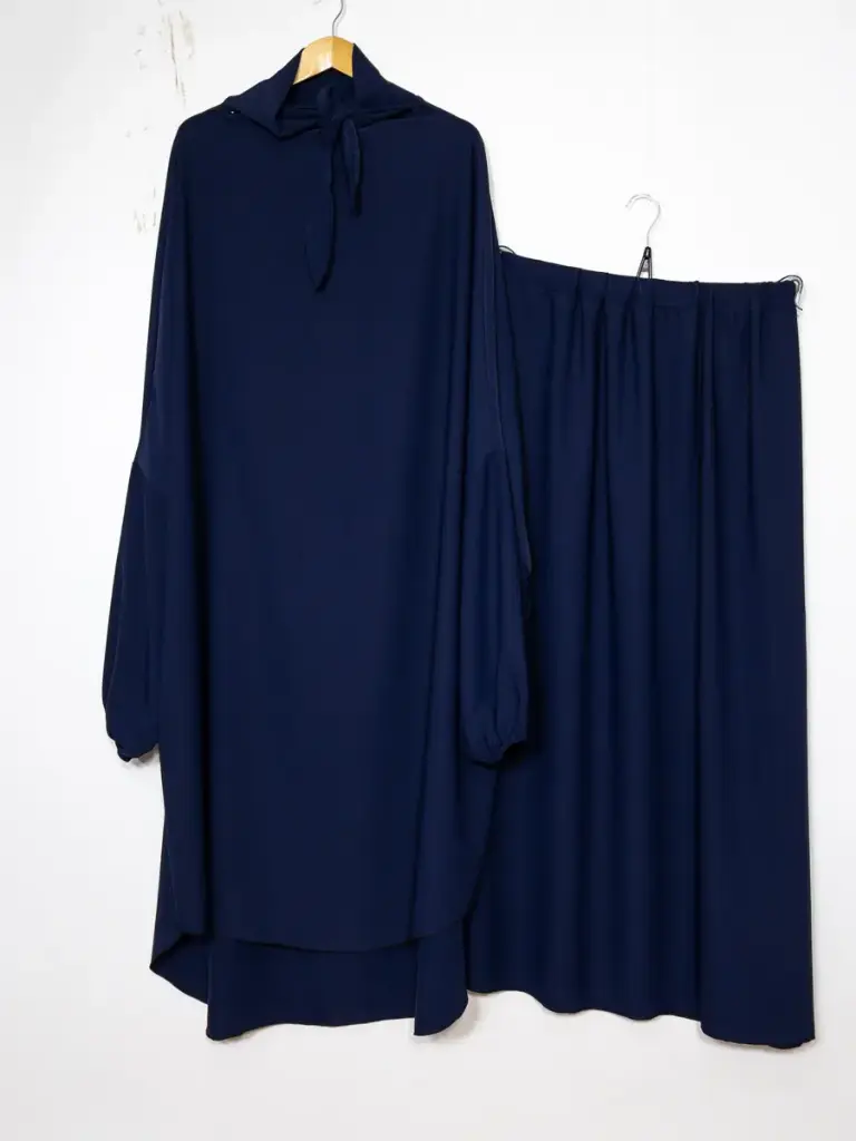 Jilbeb ensemble deux pièces en soie de Médine REF: EN2310PK